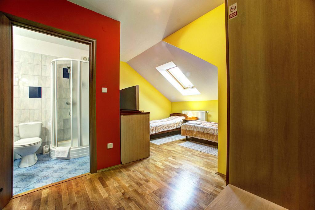 Bed and Breakfast Xavito Sanok Pokoj fotografie
