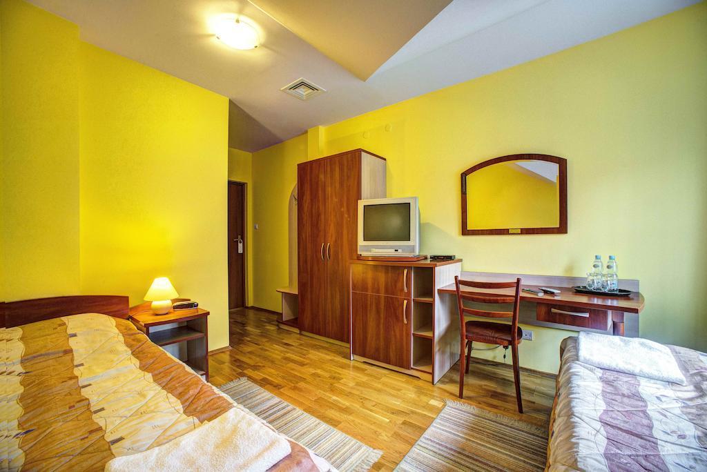 Bed and Breakfast Xavito Sanok Pokoj fotografie