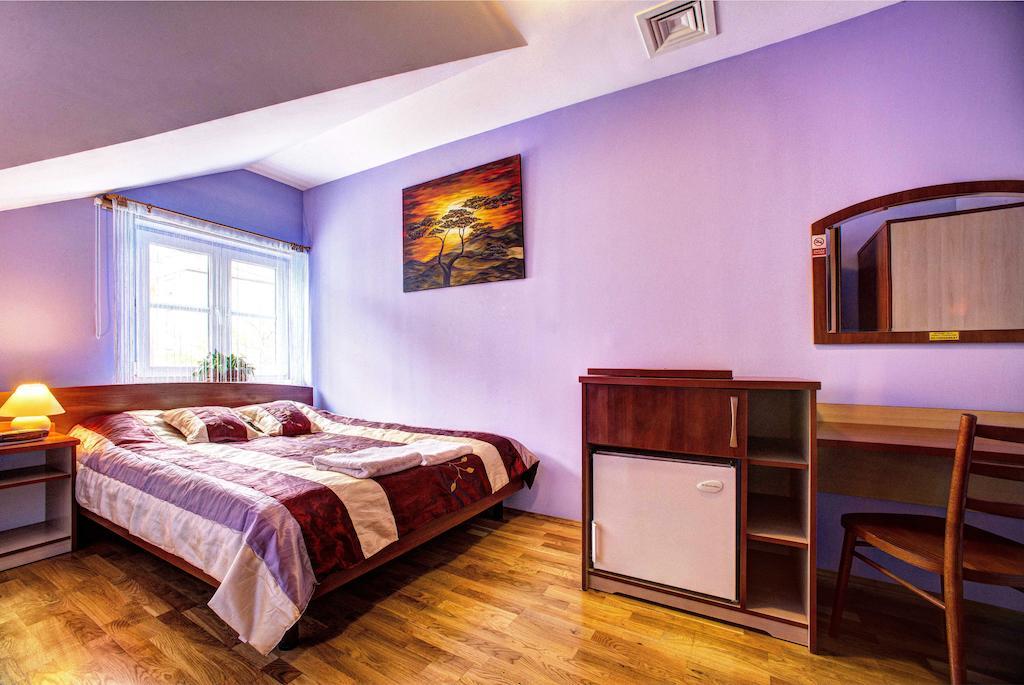 Bed and Breakfast Xavito Sanok Pokoj fotografie